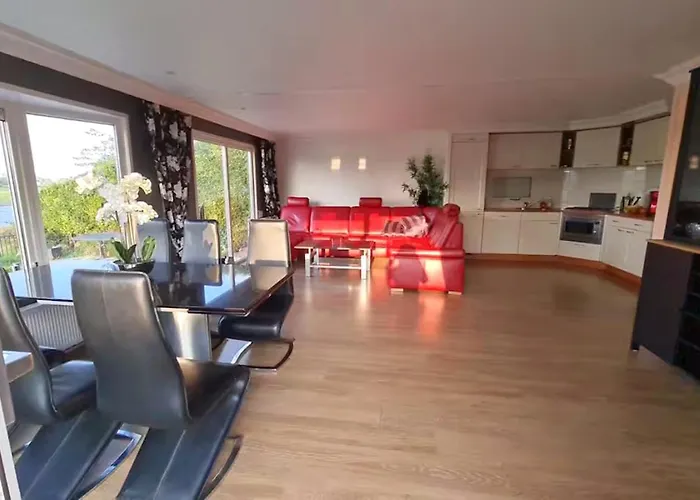 Σαλέ Sunbi-chalet Lathum