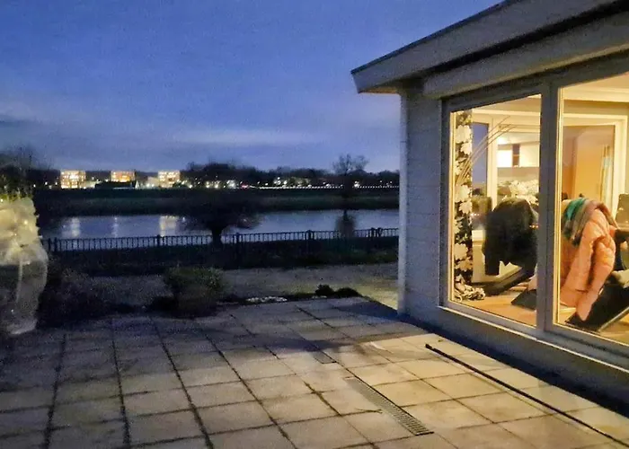 Sunbi-chalet Alpstuga Lathum